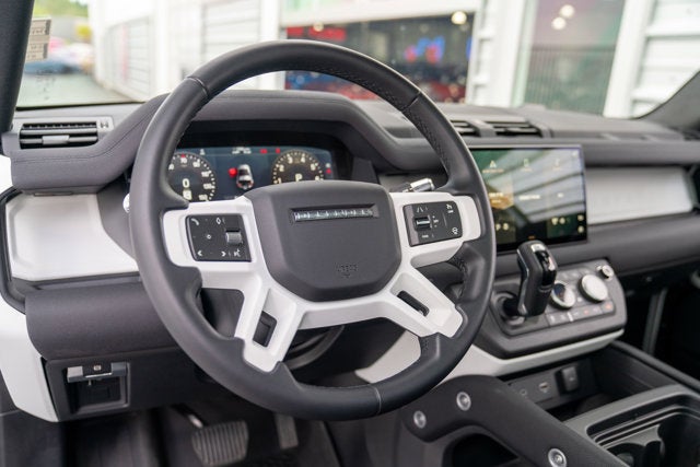 2022 Land Rover Defender X-Dynamic S