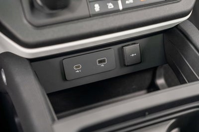 2022 Land Rover Defender X-Dynamic S