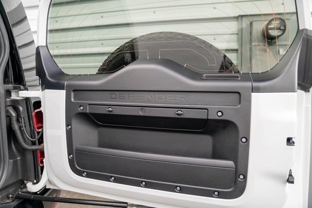 2022 Land Rover Defender X-Dynamic S