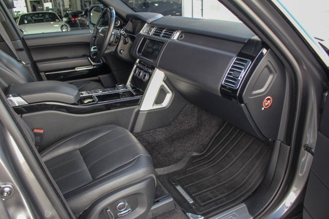 2017 Land Rover Range Rover V8 Supercharged SWB