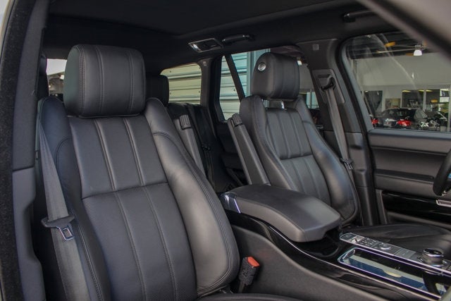 2017 Land Rover Range Rover V8 Supercharged SWB