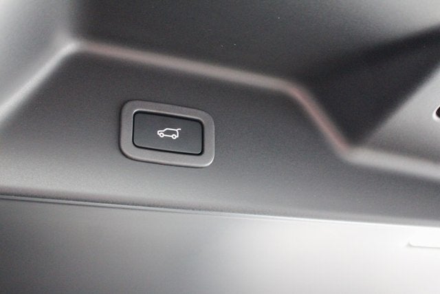 2017 Land Rover Range Rover V8 Supercharged SWB