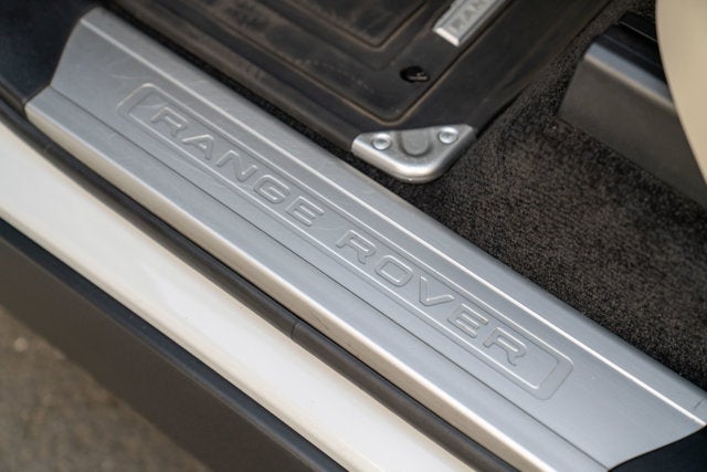 2017 Land Rover Range Rover V8 Supercharged SWB