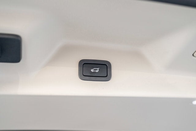 2017 Land Rover Range Rover V8 Supercharged SWB