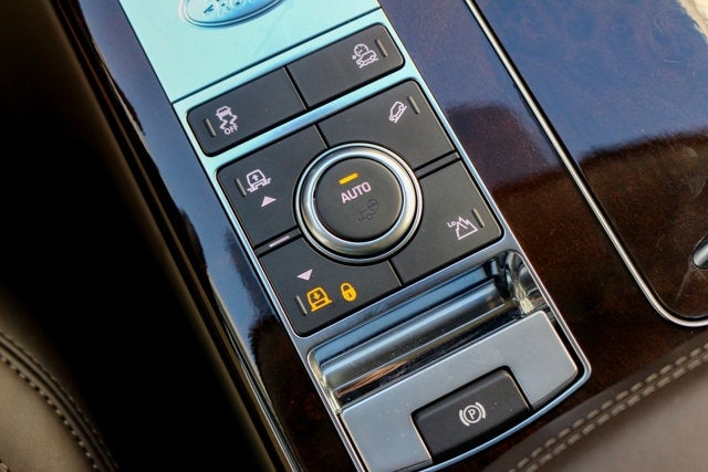 2018 Land Rover Range Rover V8 Supercharged SWB