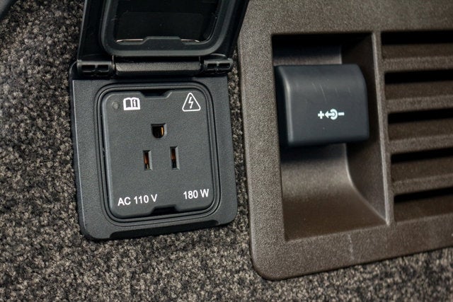 2018 Land Rover Range Rover V8 Supercharged SWB