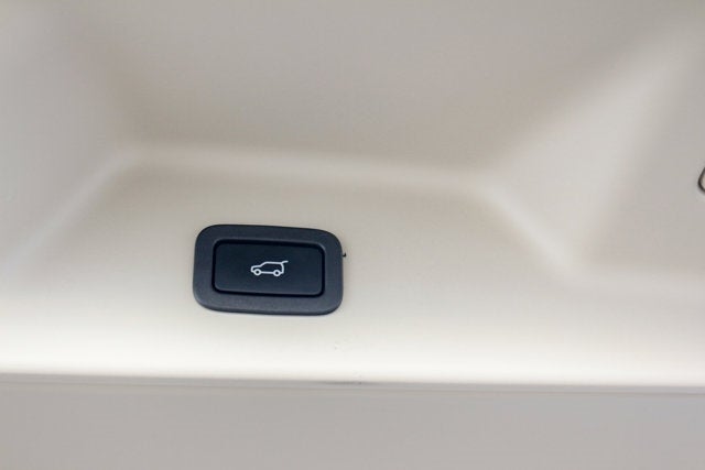 2018 Land Rover Range Rover V8 Supercharged SWB