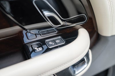 2020 Land Rover Range Rover P525 HSE