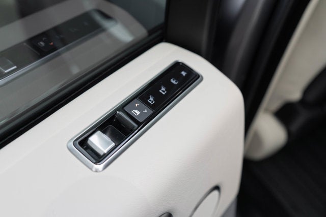 2020 Land Rover Range Rover P525 HSE