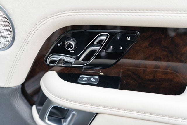 2020 Land Rover Range Rover P525 HSE