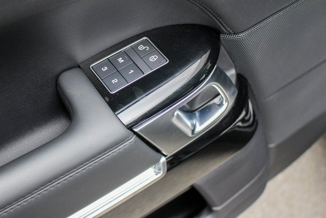 2017 Land Rover Range Rover V8 Supercharged LWB