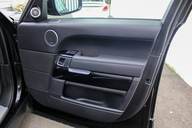 2017 Land Rover Range Rover V8 Supercharged LWB