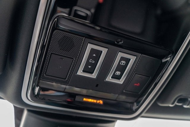 2018 Land Rover Range Rover V8 Supercharged LWB