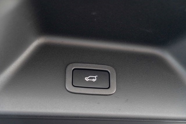 2018 Land Rover Range Rover V8 Supercharged LWB