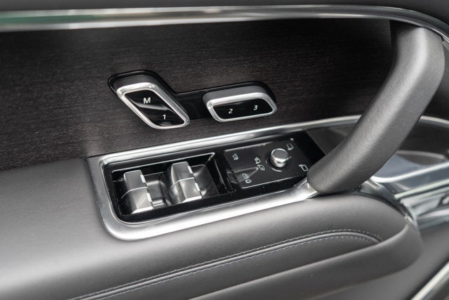 2025 Land Rover Range Rover Autobiography