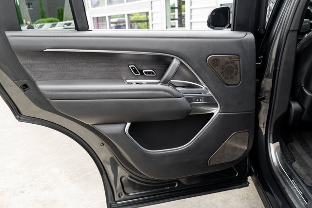 2025 Land Rover Range Rover Autobiography