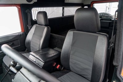 1986 Land Rover Defender 110 Base