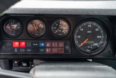 1986 Land Rover Defender 110 Base