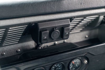 1986 Land Rover Defender 110 Base