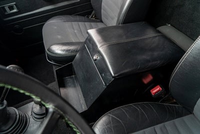 1986 Land Rover Defender 110 Base