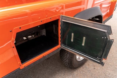 1986 Land Rover Defender 110 Base