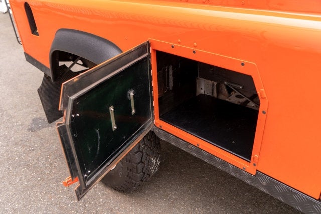 1986 Land Rover Defender 110 Base