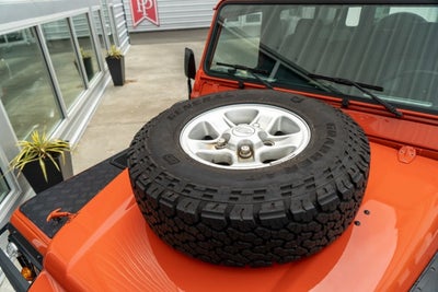 1986 Land Rover Defender 110 Base