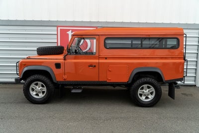 1986 Land Rover Defender 110 Base