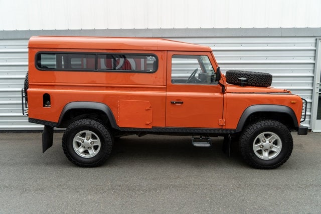 1986 Land Rover Defender 110 Base