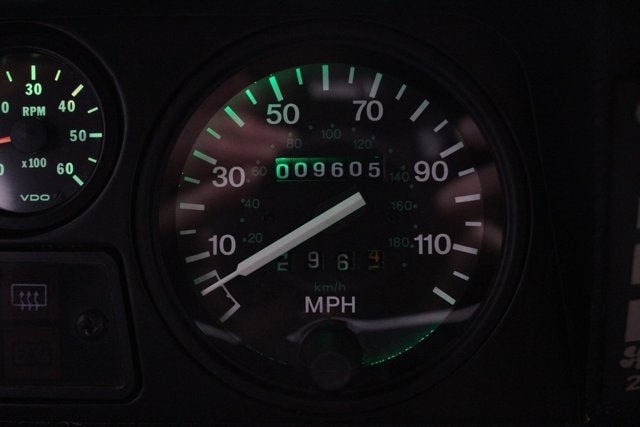 1990 Land Rover D110 Base