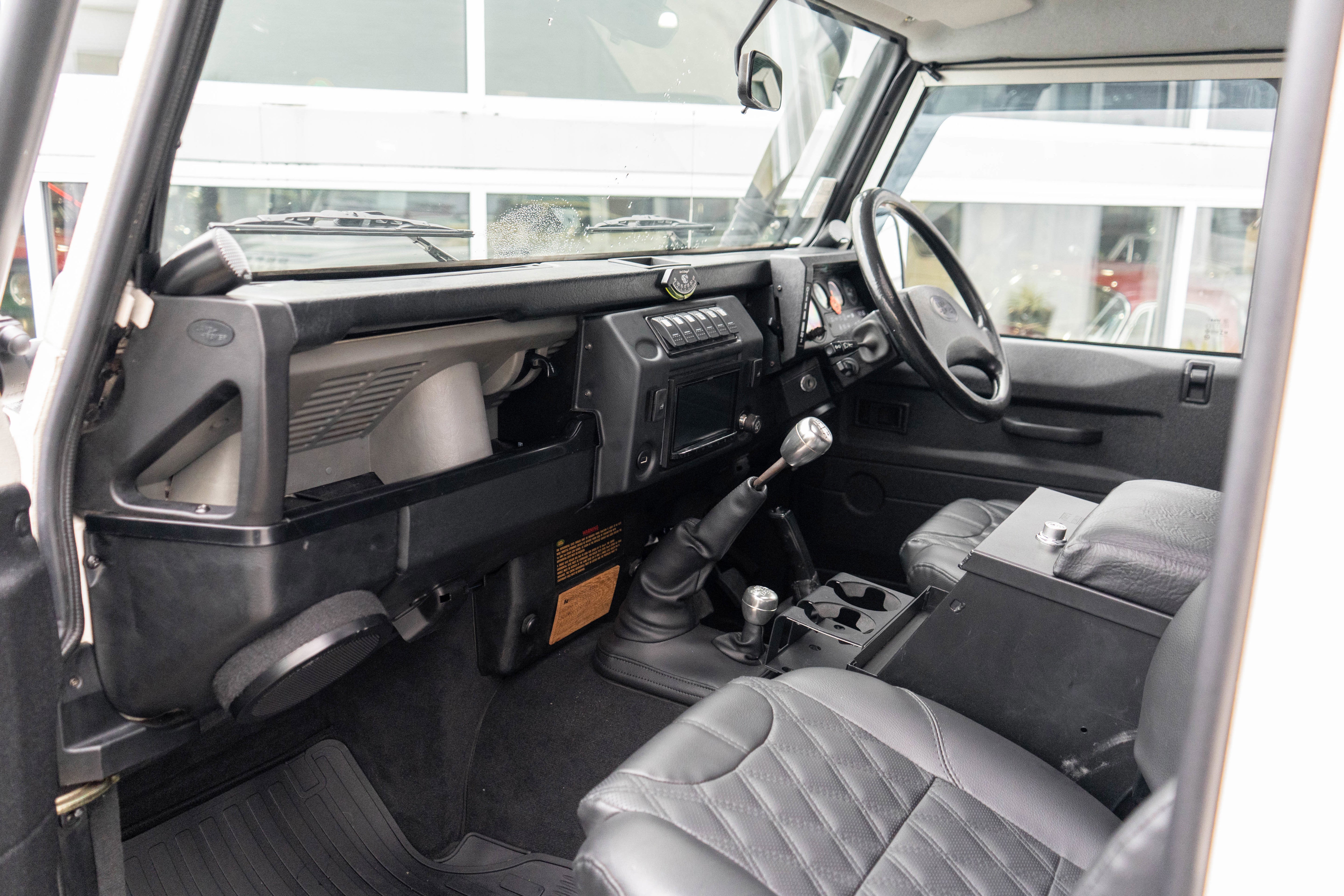 1994 Land Rover Defender 110 Base