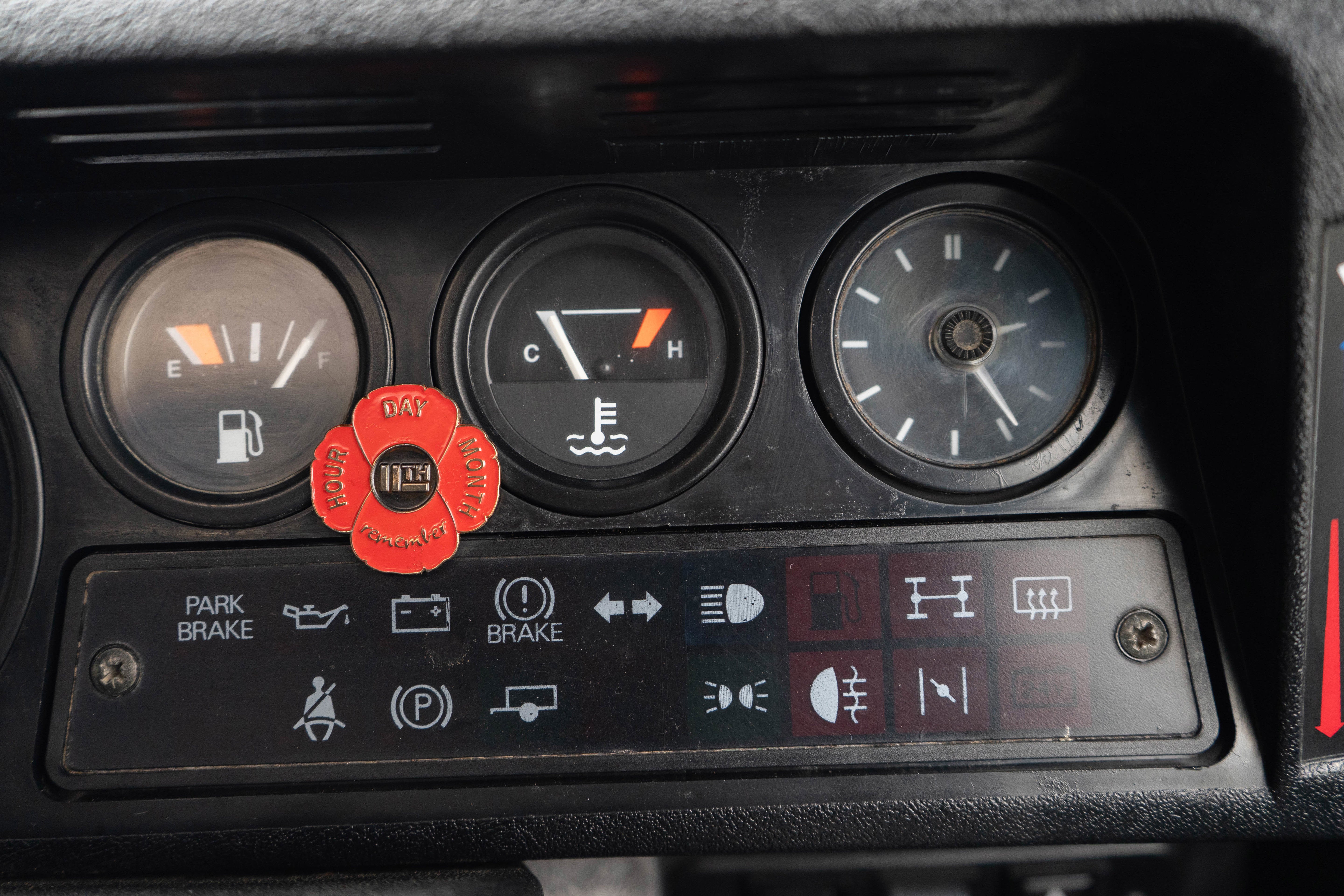 1994 Land Rover Defender 110 Base