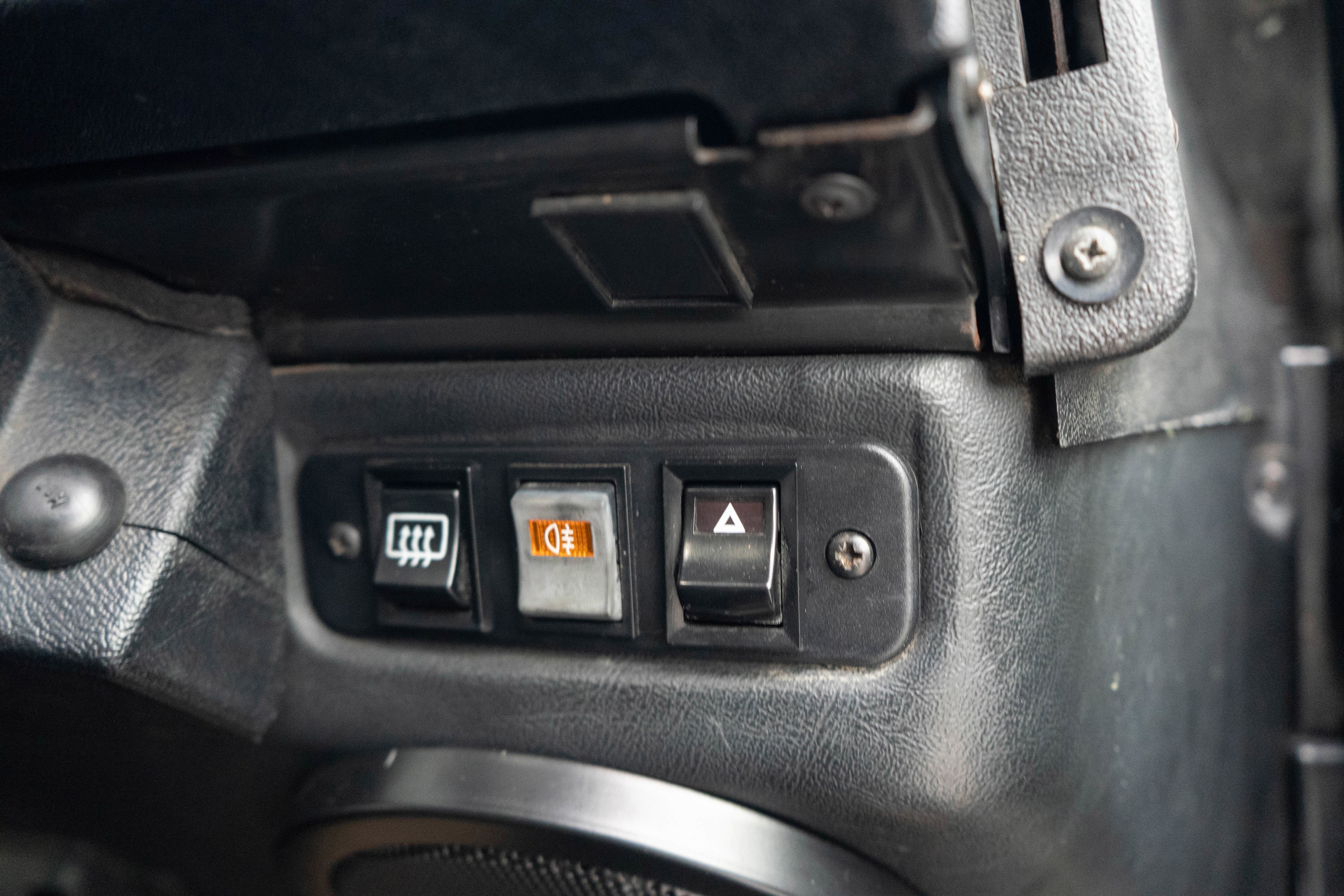 1994 Land Rover Defender 110 Base