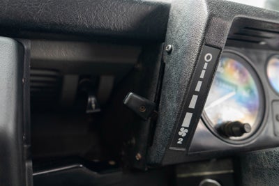 1994 Land Rover Defender 110 Base