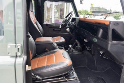 1990 Land Rover Defender 110