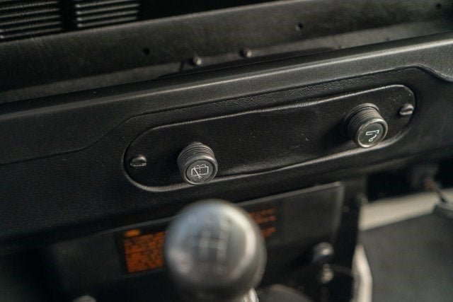 1994 Land Rover Defender 90 Base
