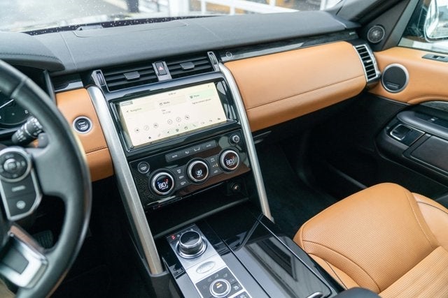 2017 Land Rover Discovery HSE Luxury
