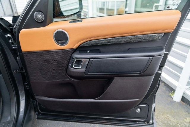2017 Land Rover Discovery HSE Luxury