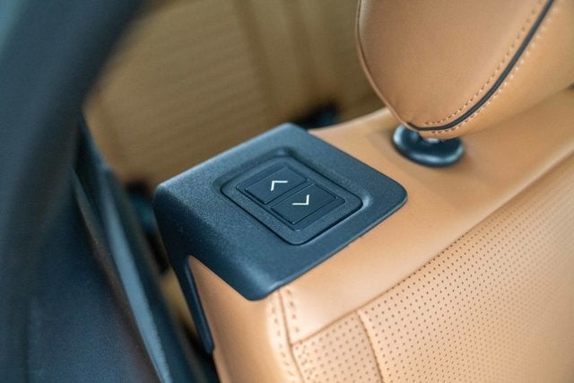 2017 Land Rover Discovery HSE Luxury