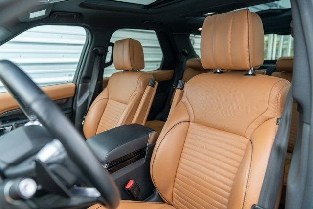 2017 Land Rover Discovery HSE Luxury
