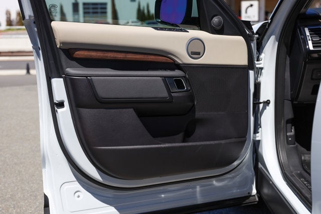 2017 Land Rover Discovery HSE