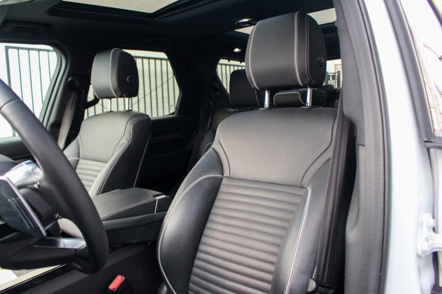 2017 Land Rover Discovery HSE LUXURY