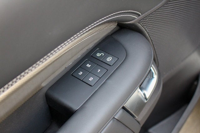 2017 Land Rover Discovery HSE LUXURY