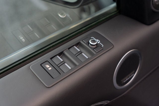 2018 Land Rover Discovery HSE Luxury