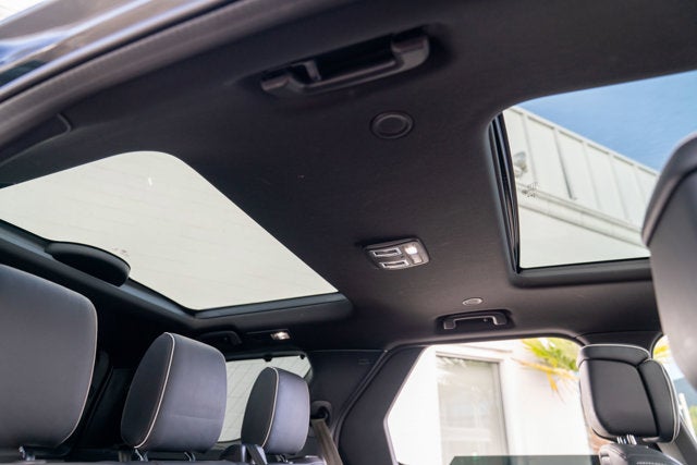 2022 Land Rover Discovery S R-Dynamic