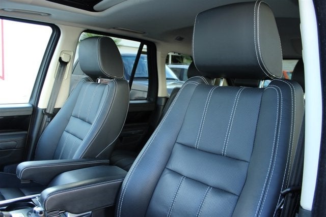 2011 Land Rover Range Rover Sport HSE Luxury