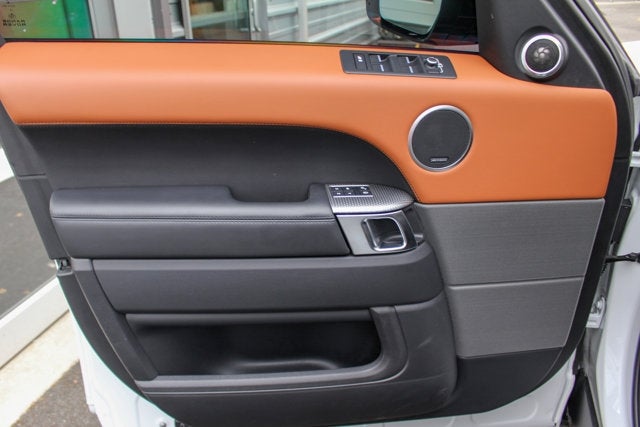 2016 Land Rover Range Rover Sport V8 SVR