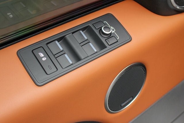 2016 Land Rover Range Rover Sport V8 SVR