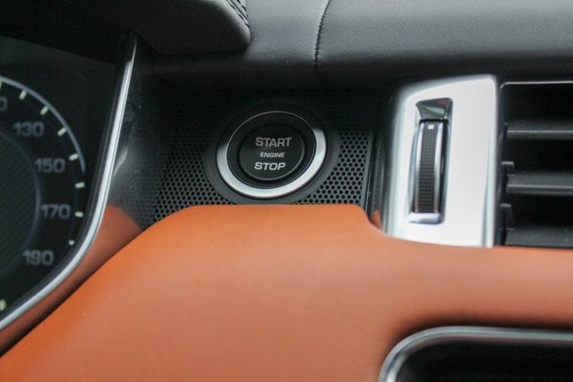 2016 Land Rover Range Rover Sport V8 SVR
