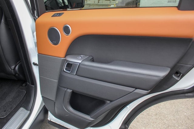 2016 Land Rover Range Rover Sport V8 SVR